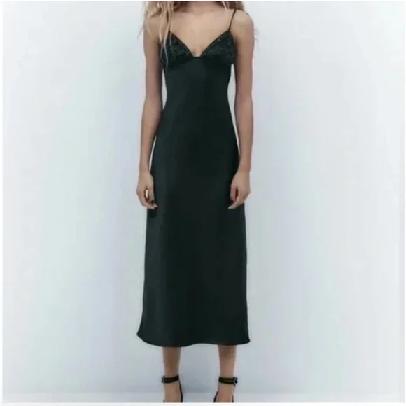 Zara Black V Neck Dress ZARA NWT Beaded Satin V- Neck Midi Dress Small Black Zara Black V Neck Dress ZARA NWT Beaded Satin V- Neck Midi Dress Small Black